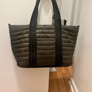 Like new think royln wingman bag in shiny green olive